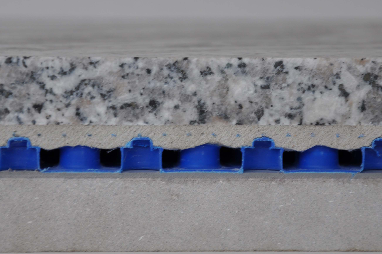 Studie der MPA Wiesbaden zur Dünnschichtdrainage für Balkon